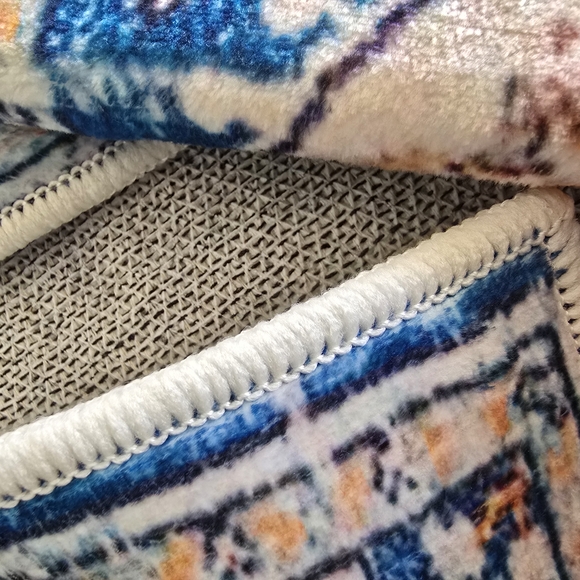 Blue and Cream Patterned Rug Set - Picture 5 of 8